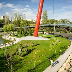 Woody - Cozy And Quiet Place Near Moghioros Park Apartament