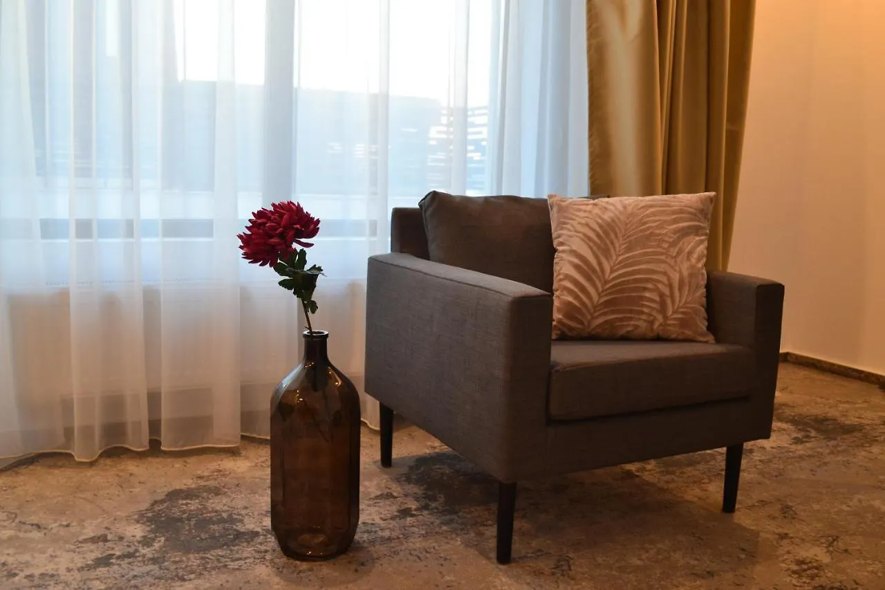 Ymy Boutique Residence Bucureşti 4*,